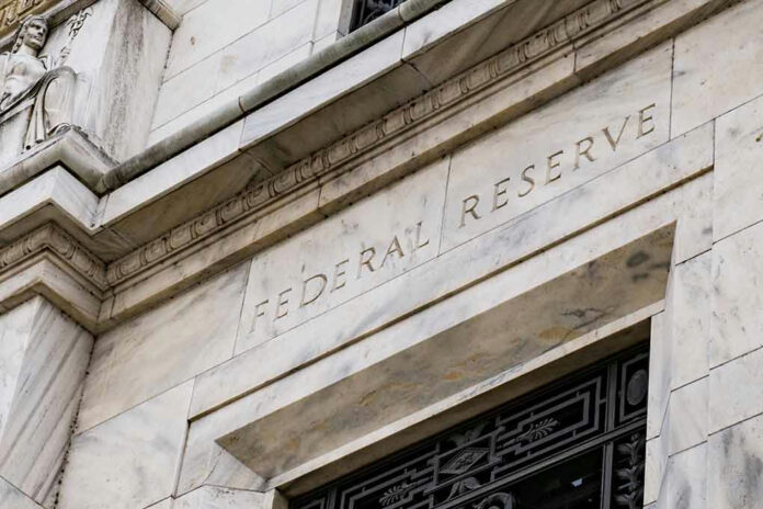 Building with Federal Reserve inscription in stone facade.